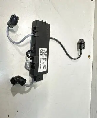 Audi A4 S4 B8 8K Microphone (bluetooth/phone) 8K0951177