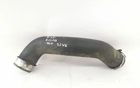 Mercedes-Benz R W251 Engine coolant pipe/hose A2515280582