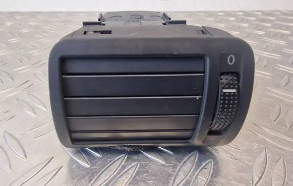 Volkswagen PASSAT B5.5 Dashboard side air vent grill/cover trim 3B0819703D