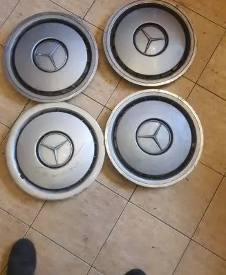 Mercedes-Benz C W202 R15 wheel hub/cap/trim 1244010924 1273200