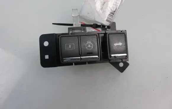 Infiniti M Other switches/knobs/shifts 