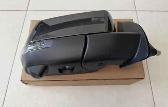 Volkswagen Amarok II Front door electric wing mirror 