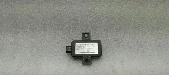 Mercedes-Benz E W213 Tire pressure control unit A0009008709