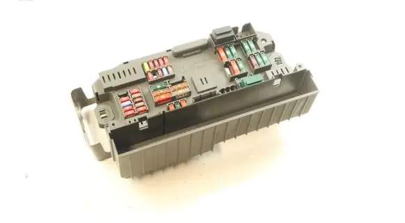 BMW X6 M Fuse module 9145115 518953039A 0856004914511501