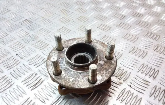 Subaru XV Front wheel hub