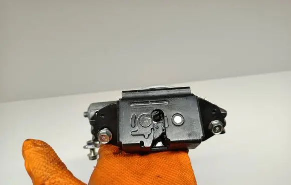 Subaru Outback (BS) Tailgate/trunk/boot lock/catch/latch 63032SG002
