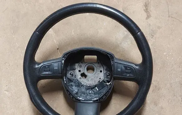 Audi A6 S6 C6 4F Steering wheel