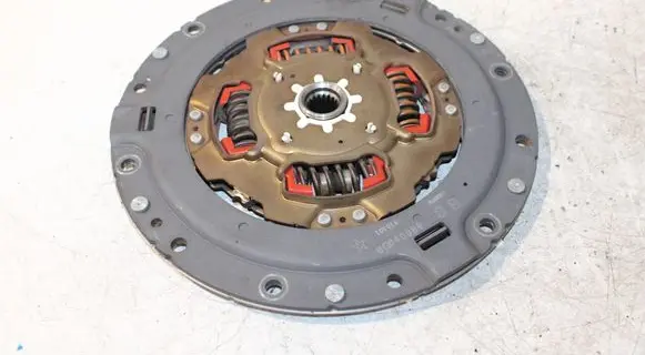 Toyota Auris 150 Clutch pressure plate 