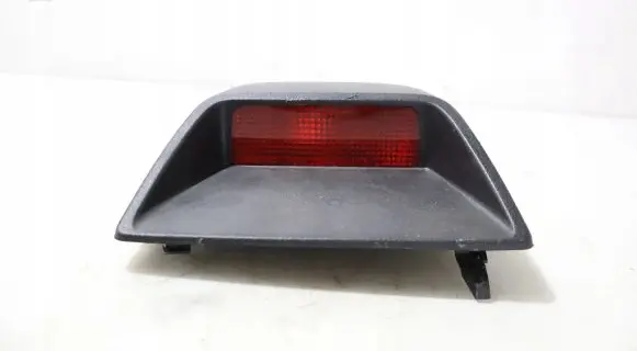 Suzuki SX4 Third/center stoplight