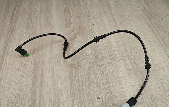 BMW 8 G16 ABS wheel speed sensor 6861345