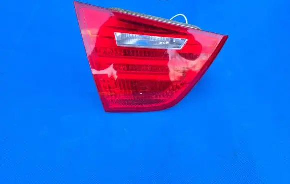 BMW 3 E90 E91 Tailgate rear/tail lights 7154161