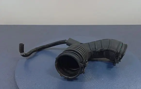 KIA Ceed Air intake hose/pipe 28130G4550