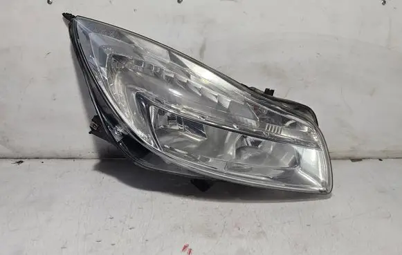 Opel Insignia A Headlight/headlamp 13226783RH 1EJ00963002