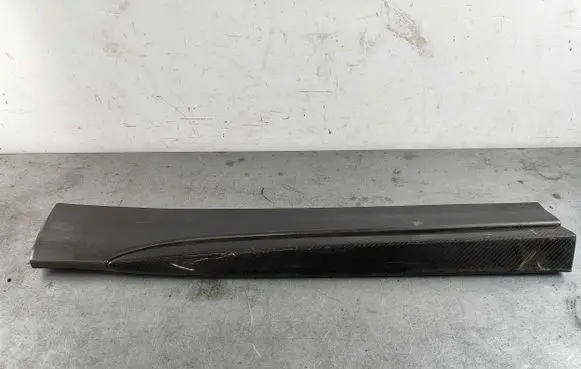 Maserati Levante Rear door trim (molding) 670149255
