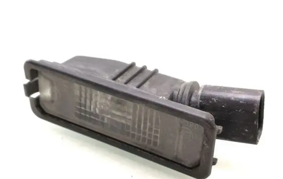 Volkswagen Golf VI Number plate light 1K8943021