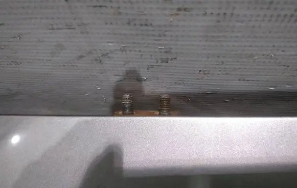 Toyota Corolla E120 E130 Tailgate/trunk/boot hinge 
