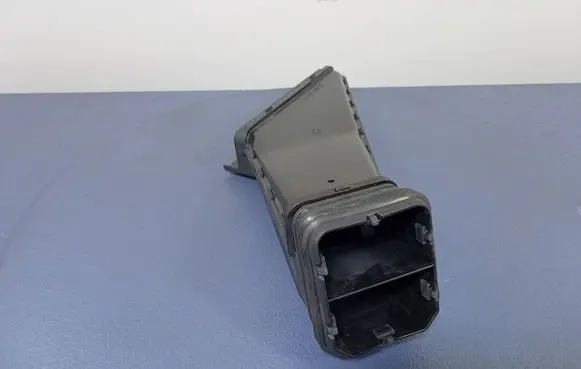 Hyundai Tucson IV NX4 Intercooler air guide/duct channel 28212P0400