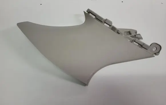 Mazda 6 (D)pillar trim (top) 