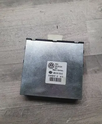 Volkswagen Sharan Power management control unit 1K0919041 8ES01015300 0134194747
