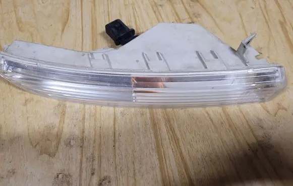 Volkswagen PASSAT CC Front indicator light 3C8953041