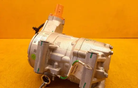 Citroen C5 X Air conditioning (A/C) compressor (pump) 9847930480