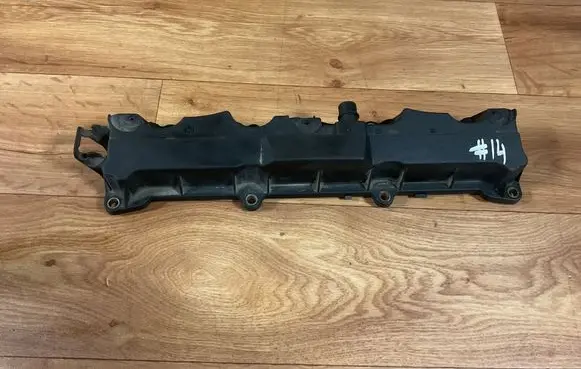 Peugeot 307 Rocker cam cover 9638569980 99089200