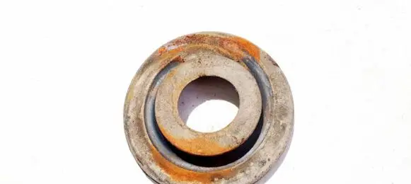 Skoda Octavia Mk2 (1Z) Front coil spring rubber mount 1k0512149b