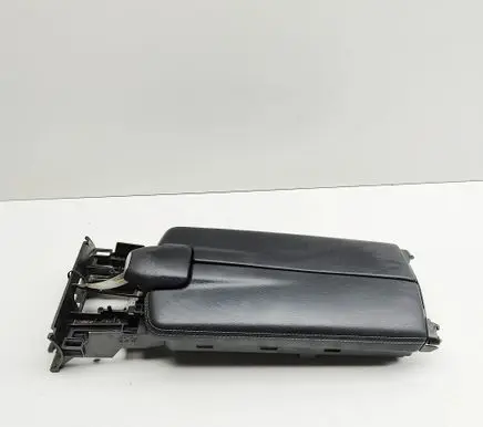 Mercedes-Benz CLS C218 X218 Armrest A2186808100