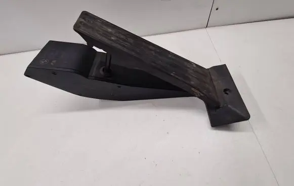 BMW 7 E65 E66 Accelerator throttle pedal 6762482