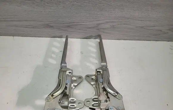 Porsche Macan (95B) Engine bonnet/hood hinges 95B823302F