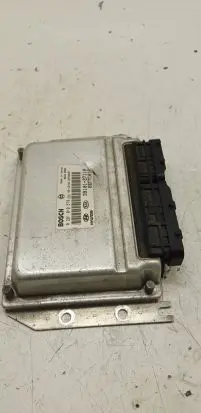 Hyundai Trajet Engine control unit/module 3910127110 66FM1010 0281010578