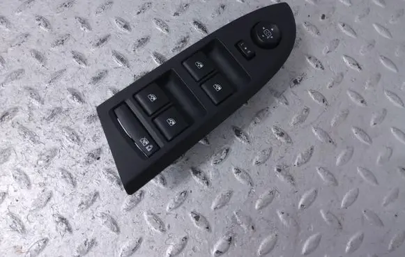 Chevrolet Volt I Electric window control switch 22762740