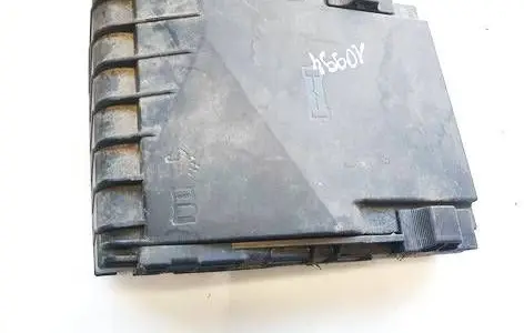 Volkswagen Jetta V Fuse box cover 1K0937132F 014189871