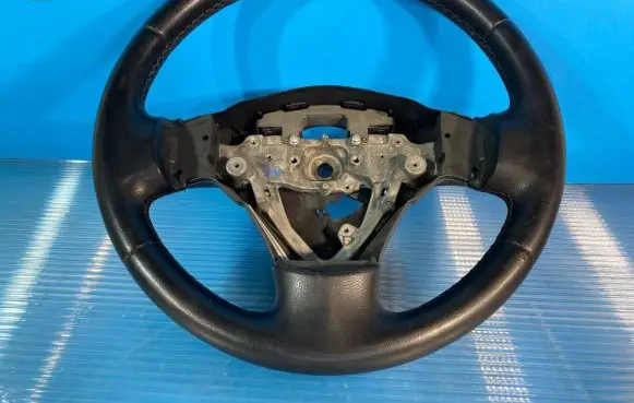 Toyota Auris 150 Steering wheel 6066111