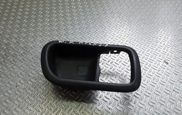 Toyota Avensis T220 Other front door trim element 6927705011