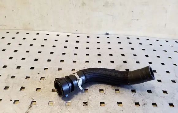 Peugeot 208 Engine coolant pipe/hose