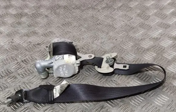 Subaru Outback Front seatbelt 7S2590P 046219