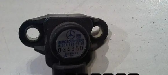 Mercedes-Benz C W203 Camshaft speed sensor 0041533328