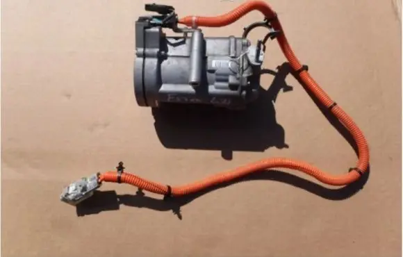 Ford Mondeo MK V Air conditioning (A/C) compressor (pump) DG9H19D623AD
