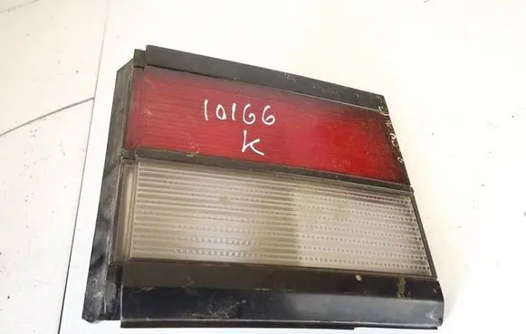 Volkswagen PASSAT B3 Tailgate rear/tail lights 333945107