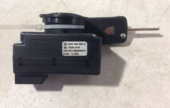 Porsche Cayenne (9PA) Ignition lock 3D0905865E 33300101