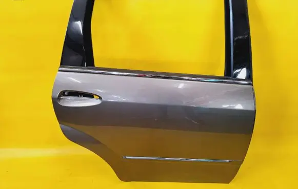 Fiat Croma Rear door