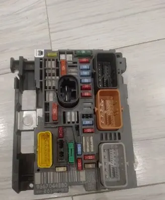 Citroen C4 Grand Picasso BSM Control unit 9667044880