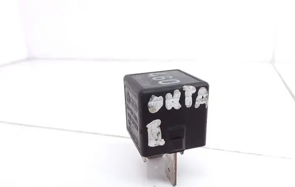 Skoda Octavia Mk2 (1Z) Other relay 1K0951253A 1KO951253A V23134J52X430