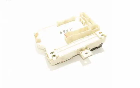 Mitsubishi Colt CZ3 Fuse module mn108319