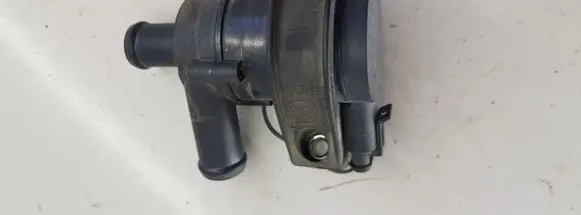 Volvo V40 Electric auxiliary coolant/water pump 30950000