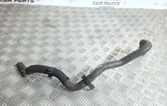 Land Rover Discovery 3 - LR3 Engine coolant pipe/hose