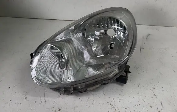 Nissan Micra Headlight/headlamp 43553