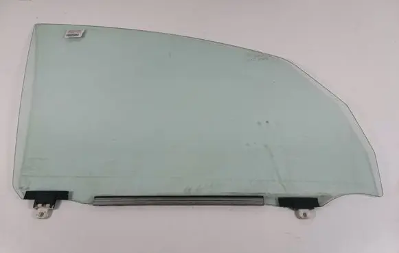 Toyota Corolla Verso E121 Front door window/glass (coupe) 68101-13080