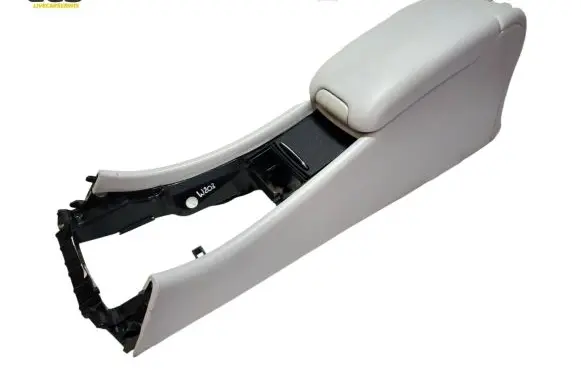 Mercedes-Benz C W203 Center console A2036830408
